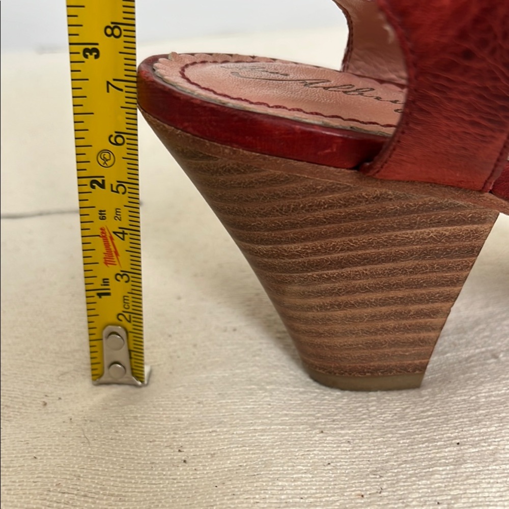 Red Leather Fringe Beaded Block Heel Sandals Size 7 - Picture 8 of 8